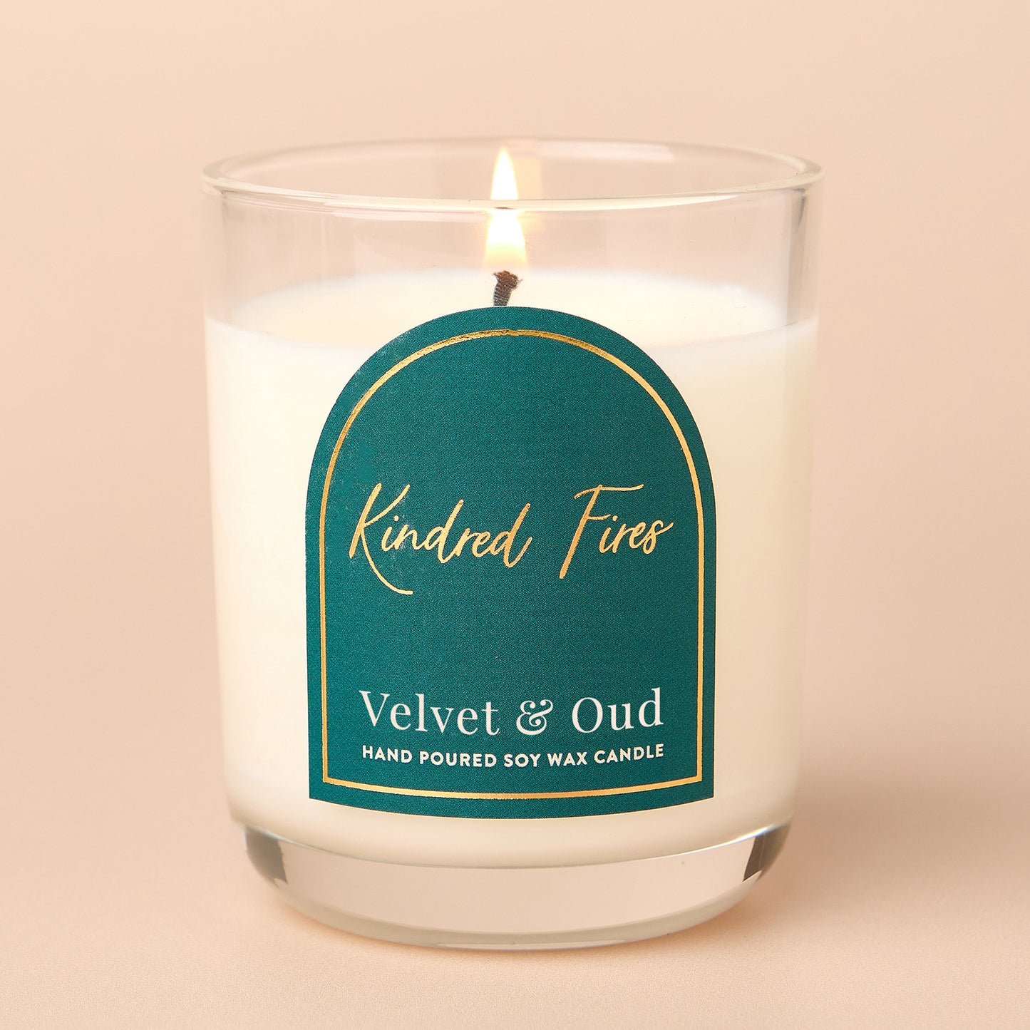 Velvet & Oud Scented Clear Candle